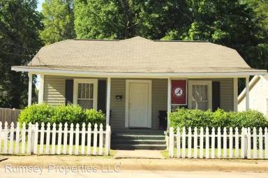 Main picture of 1618 11th St