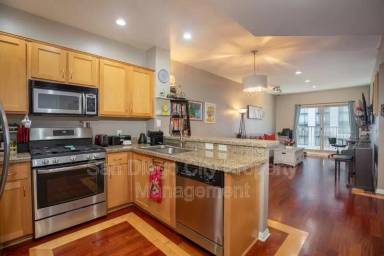 Main picture of Gaslamp City Square Condos