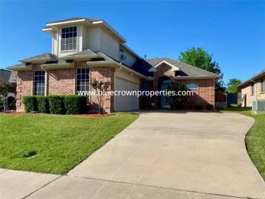 Main picture of 1829 Carver Dr