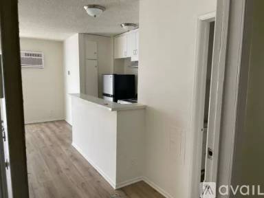 Main picture of 4607 Willis Ave