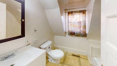 Main picture of 130 Wyle Ave