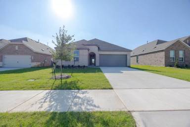 Main picture of 2220 Pommel Ln