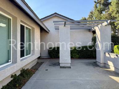 Main picture of 1160 Via Camellia