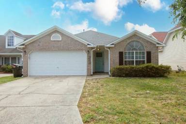 Main picture of 388 Mirabelle Dr