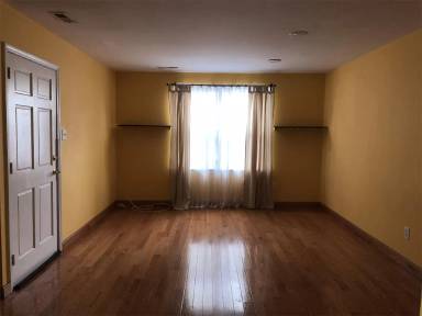 Main picture of 9453 Woodbridge Rd