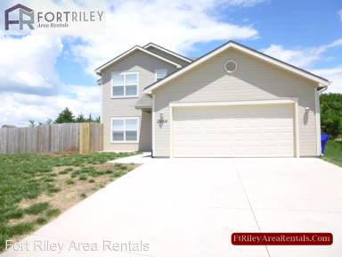 Main picture of 2402 Fox Sparrow Ct