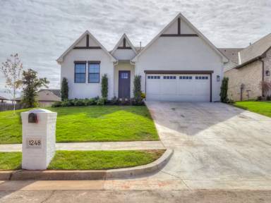 Main picture of 1248 Chelham Ln