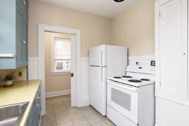 Main picture of 1314 S Lincoln St
