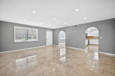 Main picture of 1303 SW 16th Ter