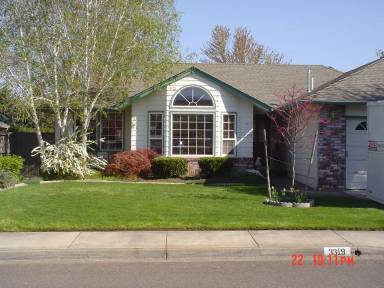 Main picture of 3319 Alameda St