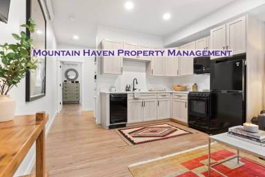 Main picture of 2155 Bighorn Rd