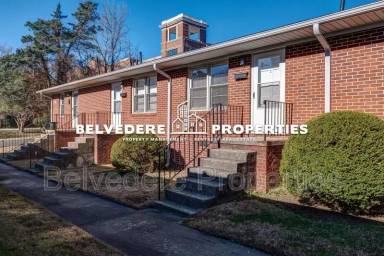 Main picture of 215 McIver St