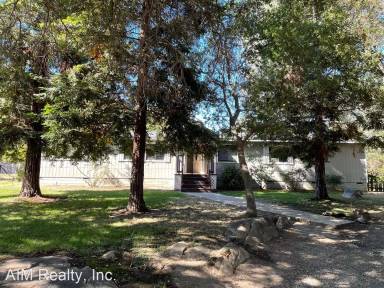 Main picture of 6600 Shady Lake Ln