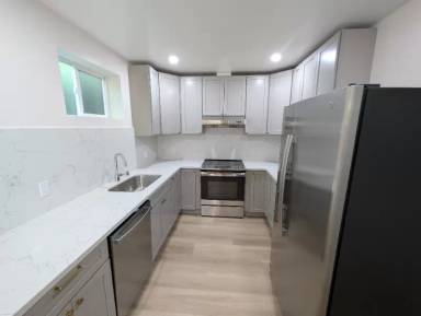 Main picture of 438 48th St