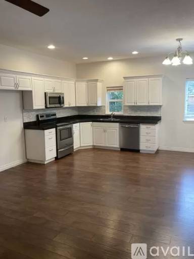 Main picture of 7319 NE 58th Ave
