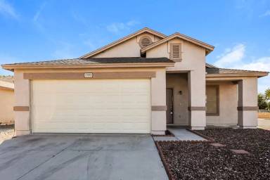 Main picture of 11545 W Scotts Dr