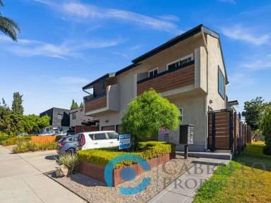 Main picture of 3969 Oregon St