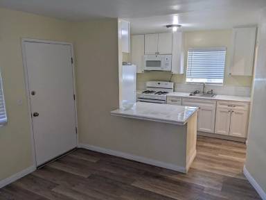 Main picture of 2875 Broadway