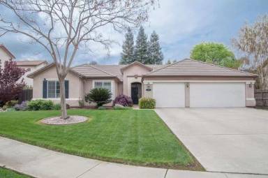 Main picture of 3619 N Leila Ct