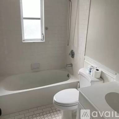 Main picture of 4658 Saxon Dr