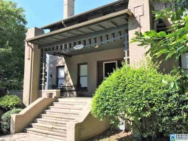 Main picture of 3053 Highland Ave S