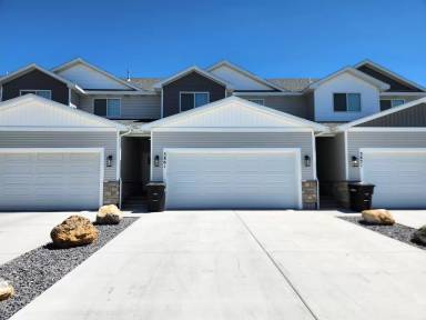 Main picture of 3861 Judy St