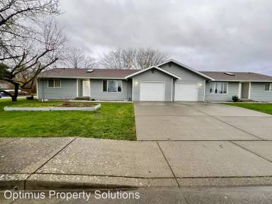 Main picture of 210 4th St