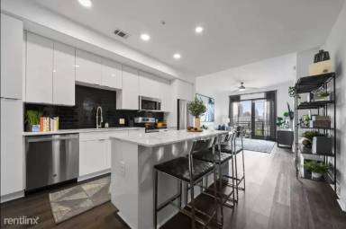Main picture of 1778 Peachtree St NW