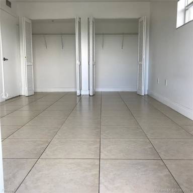 Main picture of Live Oaks Condo