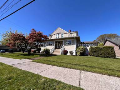 Main picture of 208 Buckeye St