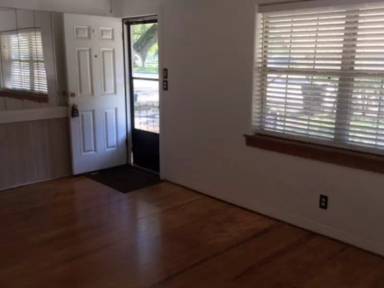 Main picture of 141 White St