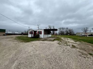 Main picture of 2308 Maplewood Dr
