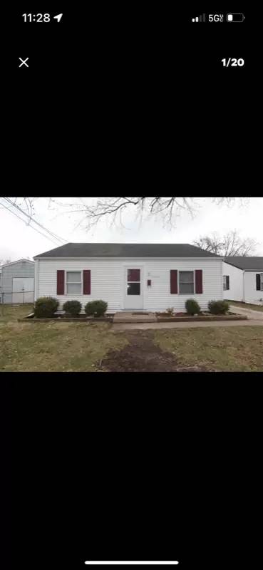 Main picture of 1024 S Gomo St
