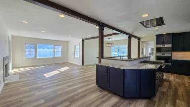 Main picture of 1900 1st Ave N