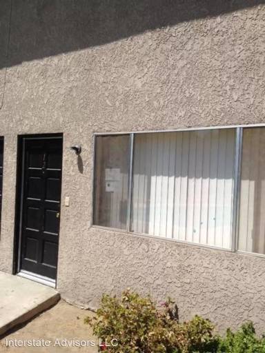 Main picture of 5101 Hunter Ave