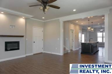 Main picture of 307 Pebblestone Ln