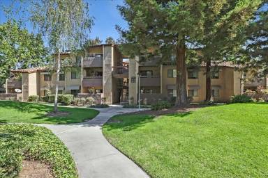 Main picture of Coronado Villas Condos