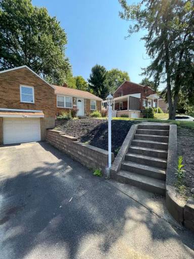 Main picture of 139 Rodilin Dr