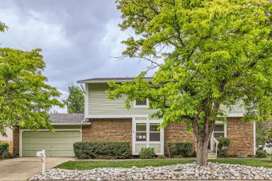 Main picture of 3631 S Olathe Way