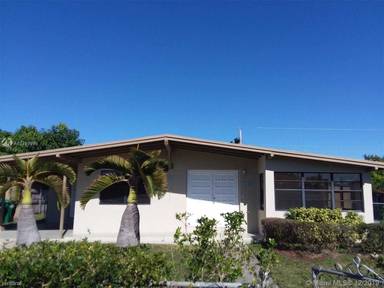 Main picture of 11401 SW 44th St