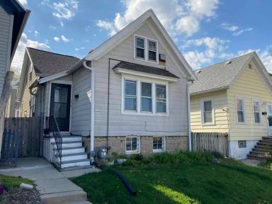 Main picture of 2727 N Pierce St