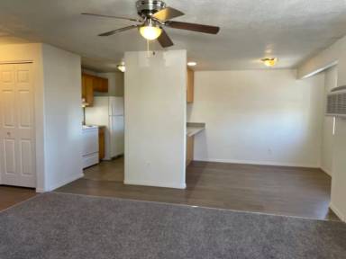 Main picture of 2393 Howard Ave