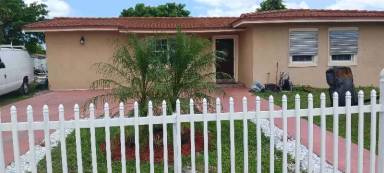 Main picture of 11245 NW 61st Ave