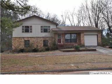 Main picture of 3113 Greenhill Dr NW