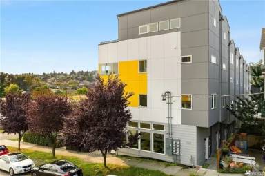 Main picture of 1919 24th Ave S