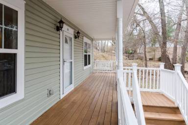 Main picture of 14 Wales St