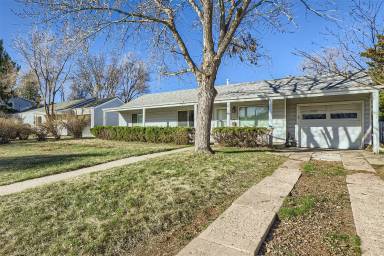 Main picture of 3065 S Flamingo Way