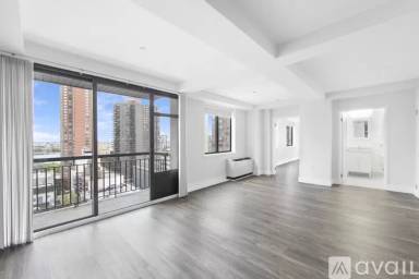 Main picture of 301 E 91st St