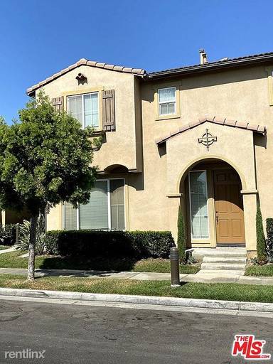 Main picture of 3649 W Medici Ln