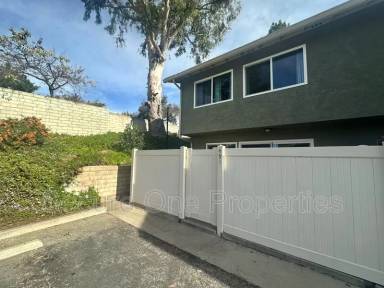Main picture of 491 Serento Cir